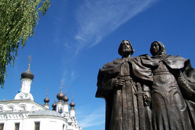 Путешествие в древний Муром: калачи, богатыри и монастыри на Оке