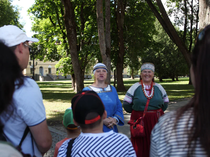 «Кремль город держит»: театрализованная экскурсия в мини-группе — фото 5, Великий Новгород | Покатаем