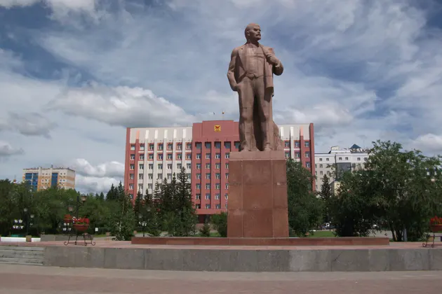 Пешеходная экскурсия «Три века на одной площади» — фото 3