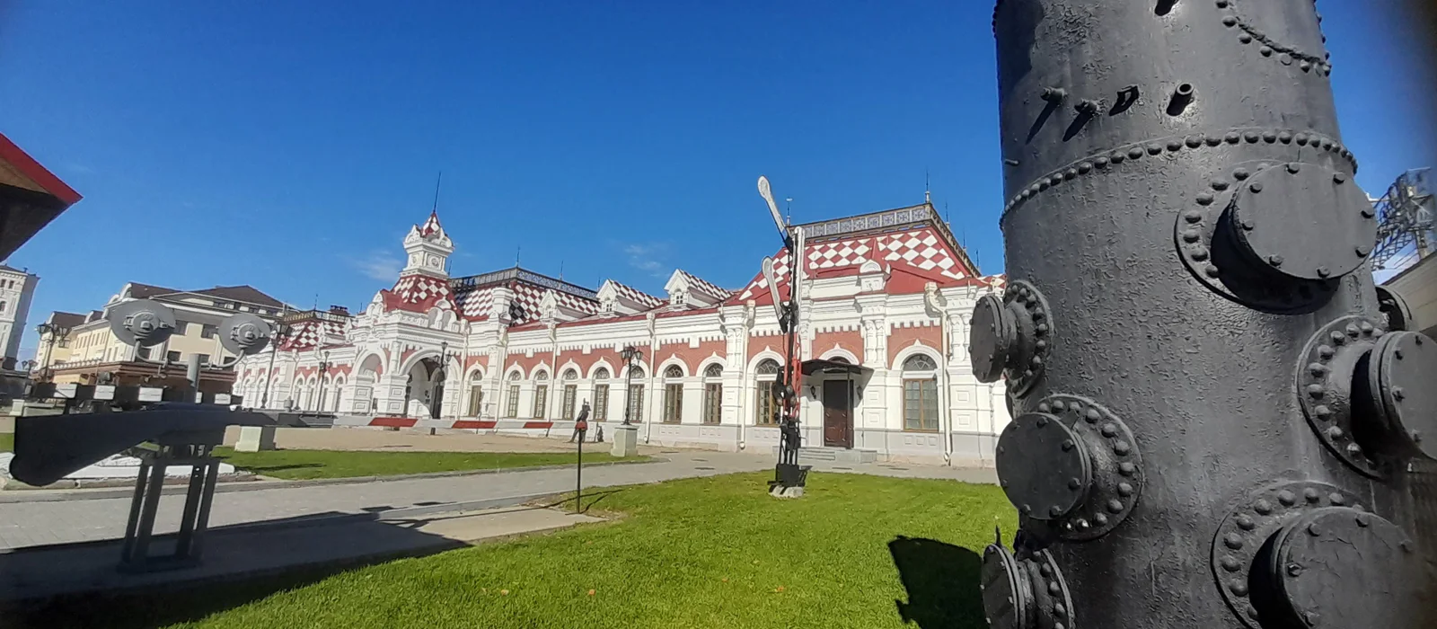 Десять секретов Привокзальной площади — экскурсия, Екатеринбург, Россия | Покатаем