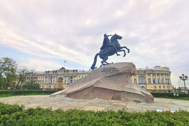 Виды Большой вояж по символам Санкт-Петербурга