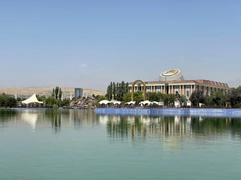 Обзорная прогулка по Душанбе