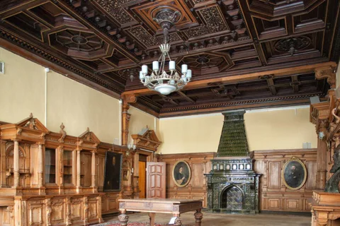 Замок на Воронцовом поле — экскурсия по особняку семьи Вогау