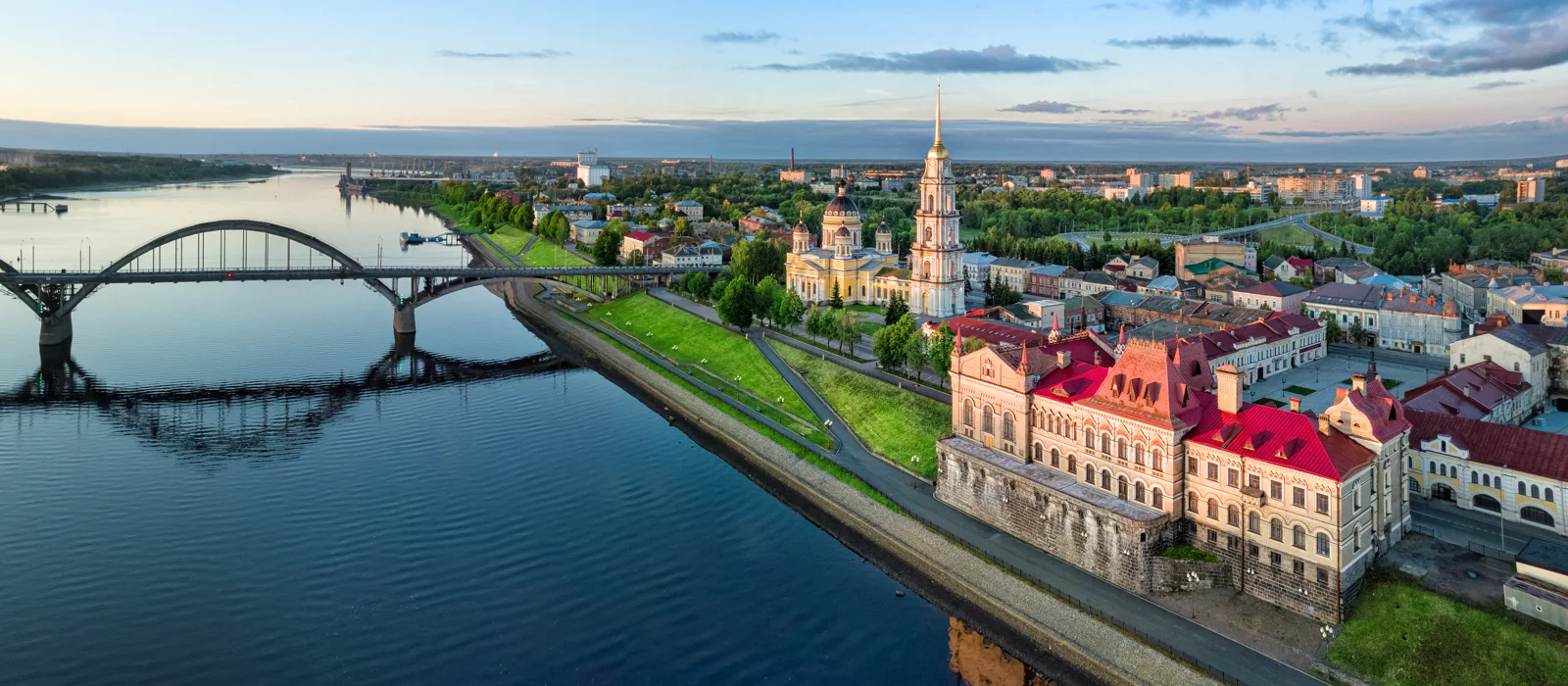 Волжский променад — экскурсия, Рыбинск, Россия | Покатаем