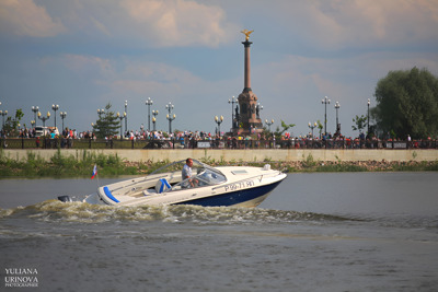 Водная прогулка и экскурсия по Ярославлю — Ярославль