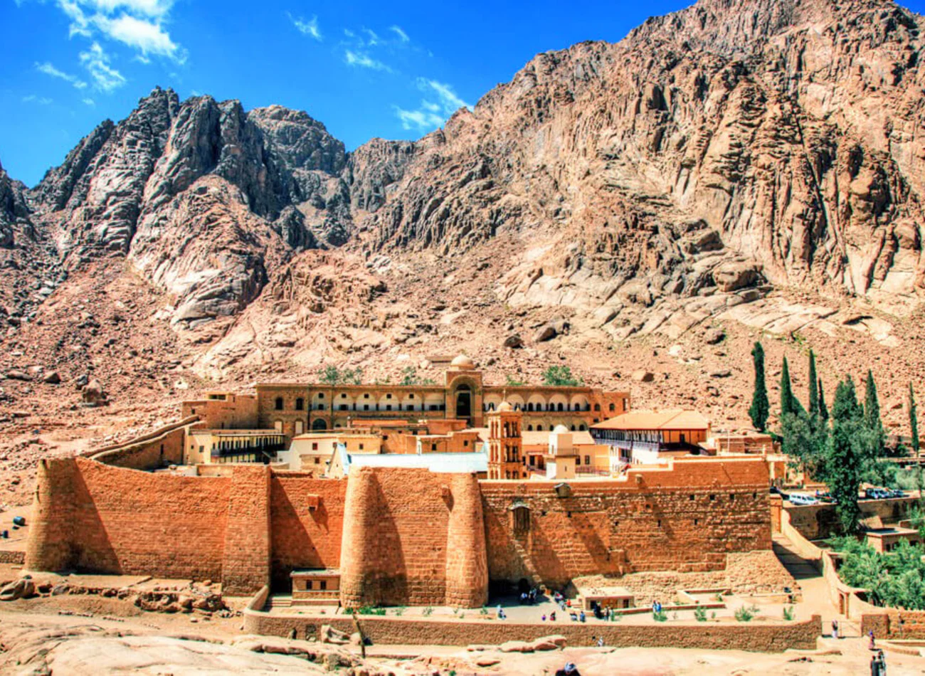 Mount Moses and St Catherine's Monastery at sunrise — tour in Sharm-el-Sheikh, Egypt | Pokataem