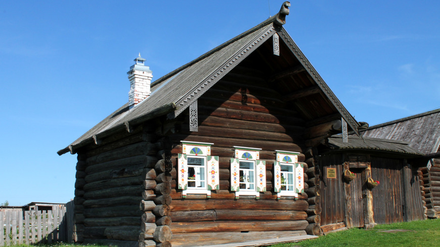 Алапаевск, Нижняя Синячиха: музей Чайковского и музей деревянного зодчества