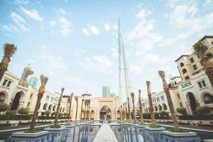 Dubai Full-Day Tour with The Burj Khalifa & Atlantis Aquarium