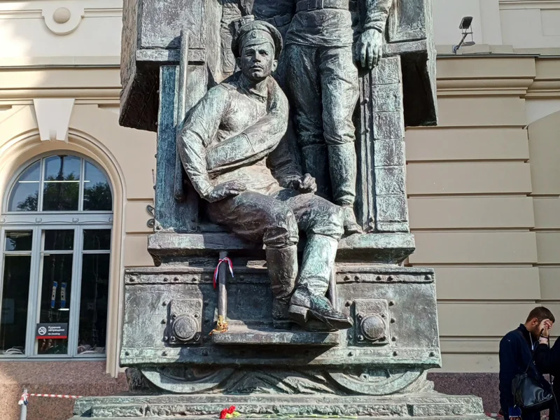 Мобильная квест-экскурсия «Жизнь и смерть Распутина» — фото 3, Санкт-Петербург | Покатаем