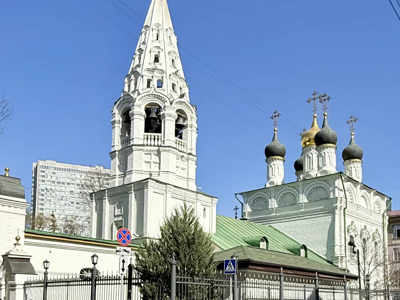 Арбат сквозь столетия — факт или фейк? — экскурсия в мини-группе — фото 7, Москва | Покатаем