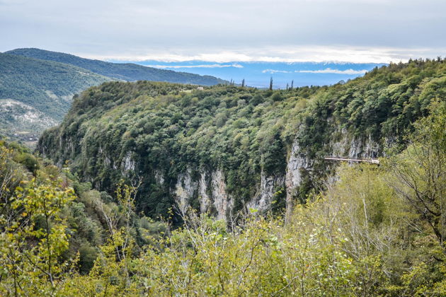 Виды Каньоны Кутаиси и Монастырь Моцамета (групповой тур)