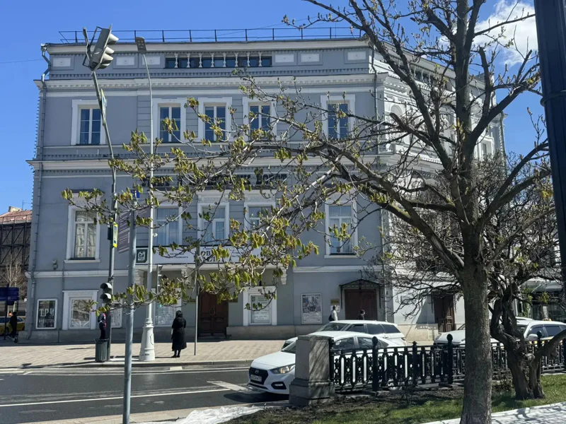«Мостовая души»: с Маяковским по бульварам и переулкам — фото 7, Москва | Покатаем