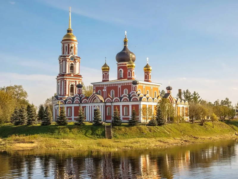 Яркие выходные: Великий Новгород и Старая Русса (2 дня)