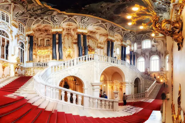 Индивидуальная экскурсия по Петербургу и Эрмитажу — фото 3