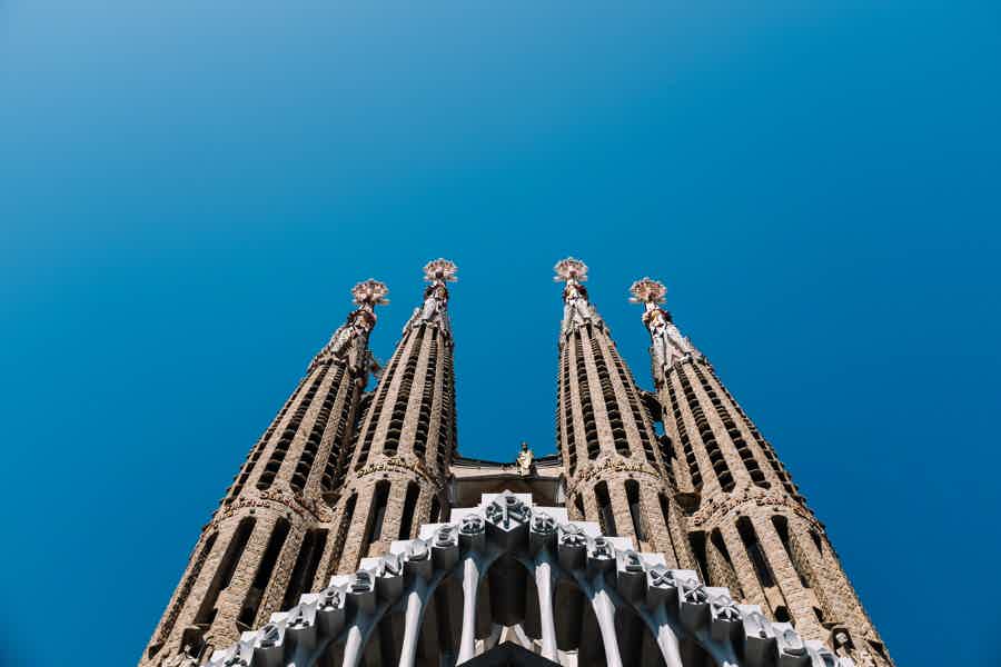 Sagrada Familia: Guided tour with Tower Access - photo 5