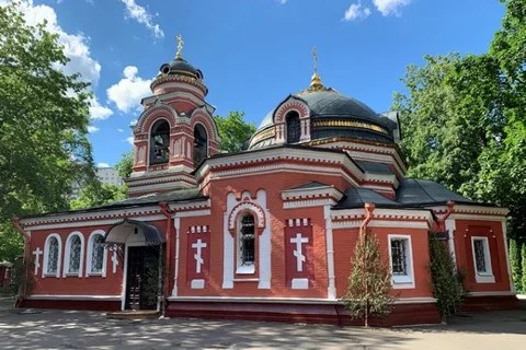 Усадьбы и храмы московского севера