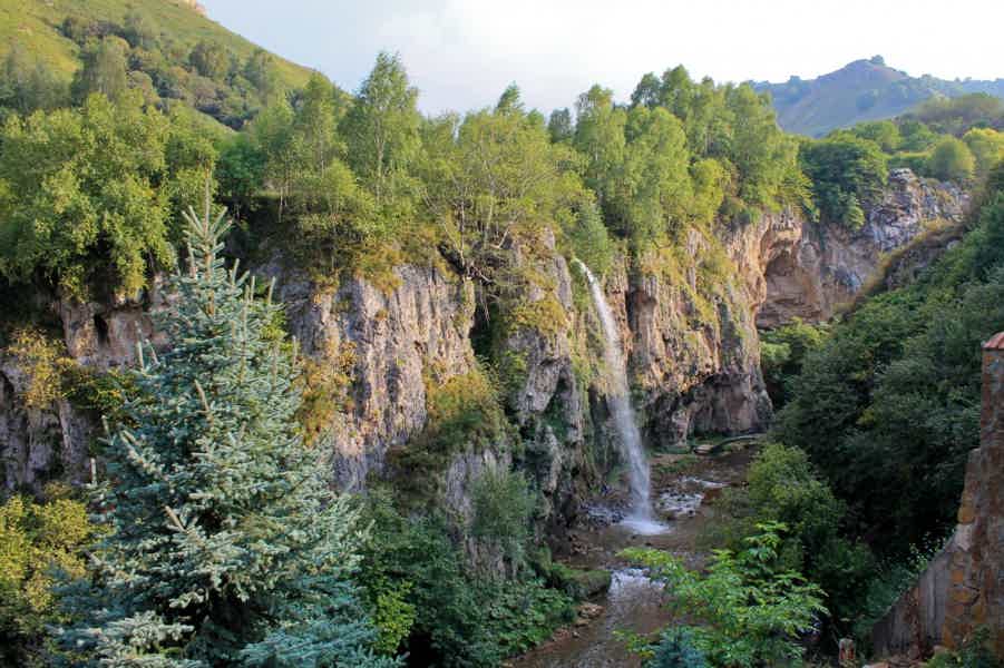 Медовые водопады и гора Кольцо: великое таинство ветров - фото 1