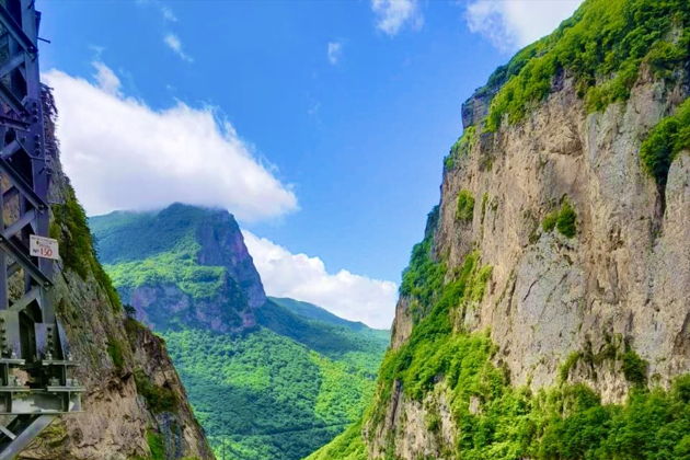 Виды Черекское ущелье: жемчужина Кабардино-Балкарии