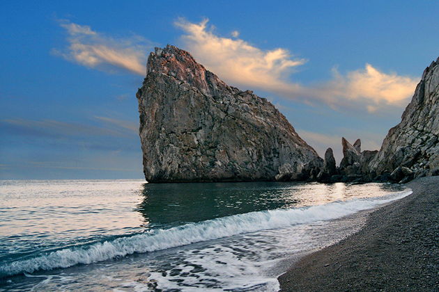 Виды Уникальный Форос: долины, море, горы, пещеры, имения.