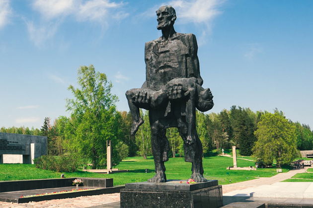 Виды Хатынь и Курган Славы