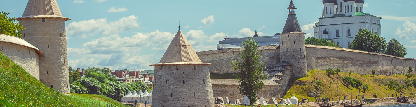 Прогулка по Кремлю и центру Пскова