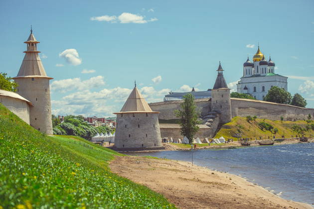 Прогулка по Кремлю и центру Пскова