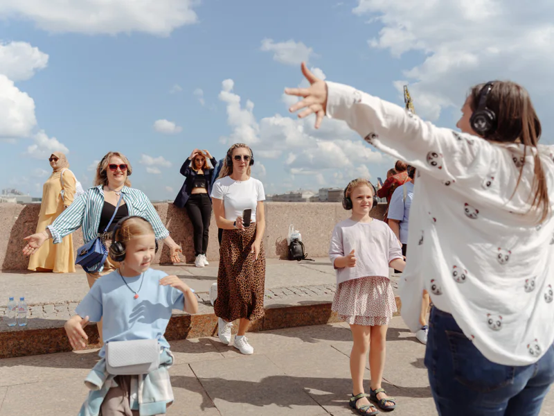 Иммерсивная экскурсия по центру Петербурга — фото 3, Санкт-Петербург | Покатаем