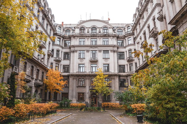 Виды Петроградская сторона: за кулисами парадного Петербурга