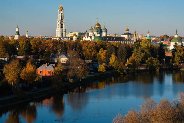 По местам города Преподобного Сергия: легенды Старого Посада