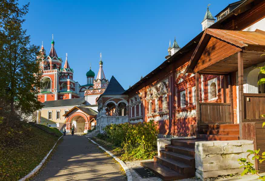 Звенигород и Саввино-Сторожевский монастырь с гидом-историком - фото 5