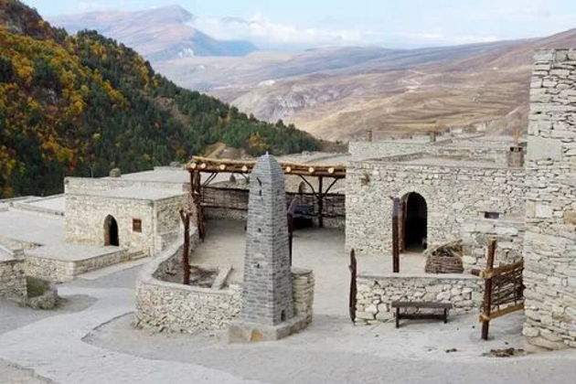 Виды Маленькая Швейцария: озеро Кезеной-Ам, города Аргун и Шали (индивидуально)