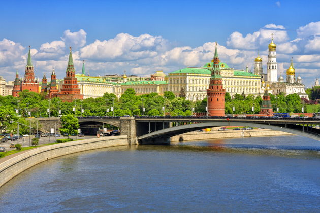 Обзорная речная прогулка по центру Москвы от Нескучного сада или Киевского