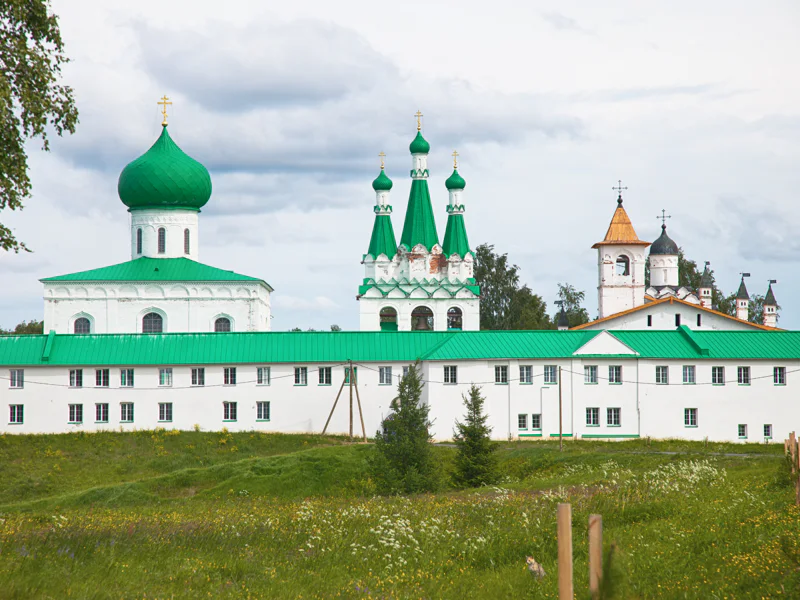 В Свято-Троицкий Александро-Свирский и Введено-Оятский монастыри — фото 3, Санкт-Петербург | Покатаем