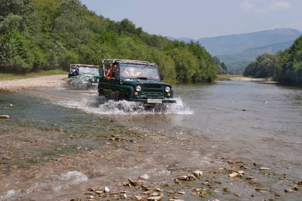 Водопады анапа на машине