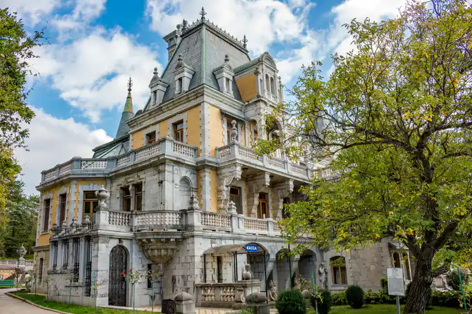 Главное в Ялте: Алупка, Ливадия, Массандра