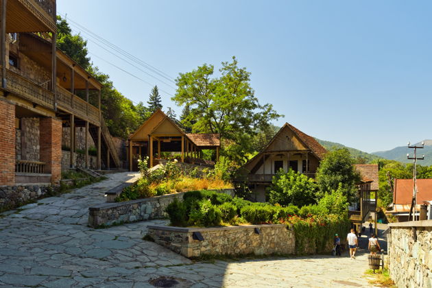 Виды Индивидуальный тур по Армении: Монастырь Севанаванк, озеро Севан и Ереван