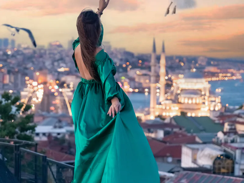 Золотой рассвет: атмосферная фотоссесия на стамбульской крыше — фото 4, Стамбул | Покатаем