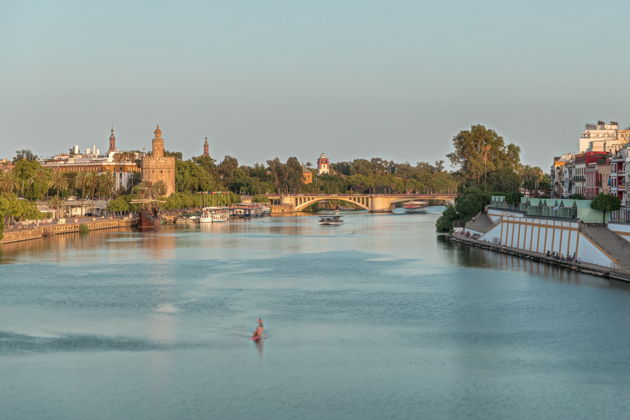 Прогулка по Гвадалквивиру с обедом или ужином на борту