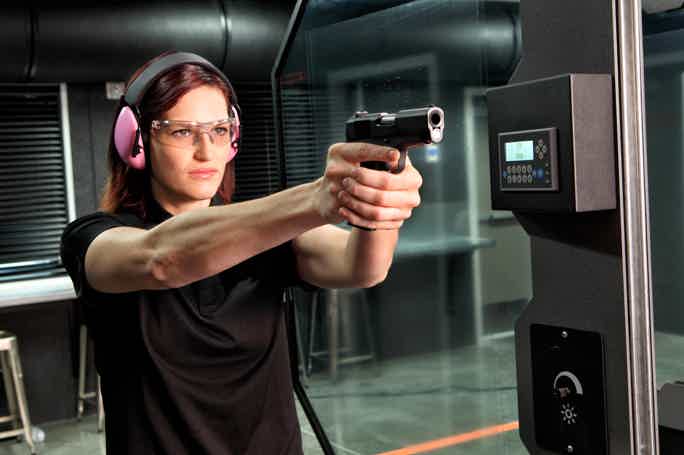 Hollywood gun-shooting package