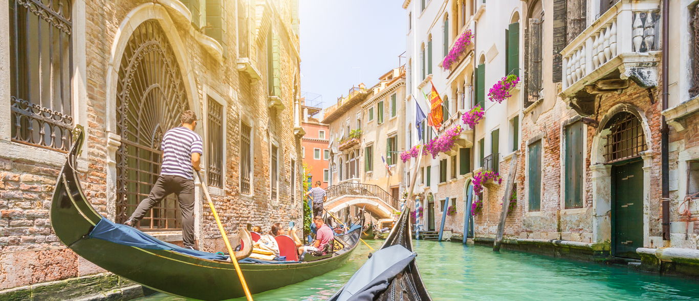 Gondola rides in Venice 2024