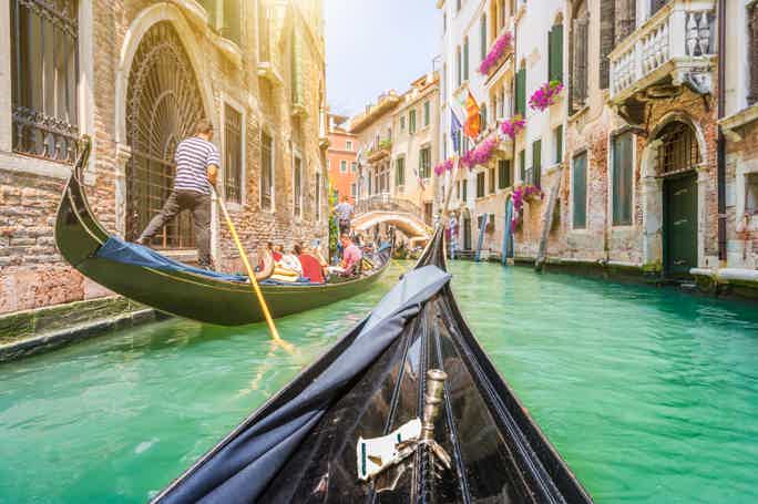 Grand Canal Shared Gondola Ride with Commentary