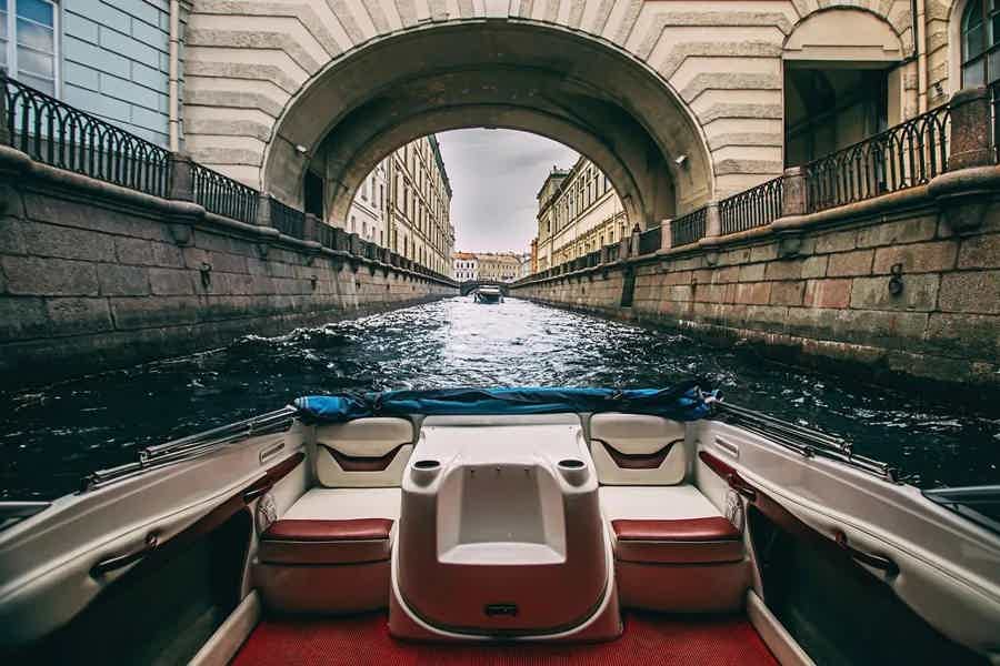 Водные прогулки на катере по Петербургу + залив - фото 2