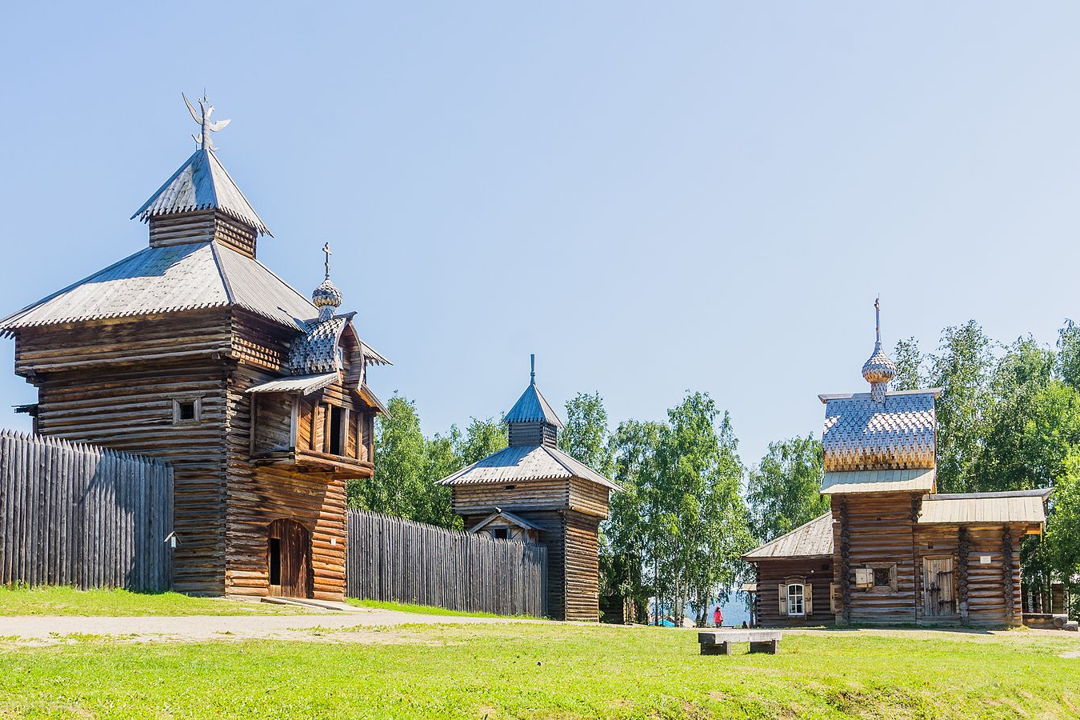 Листвянка: сплав на байдарках по Байкалу и Ангаре + музей Тальцы — фото 3