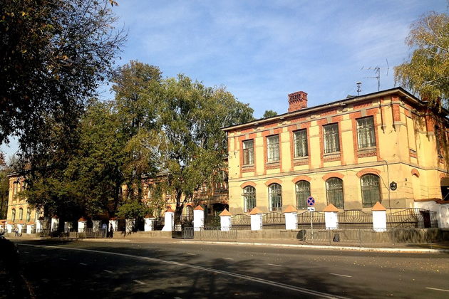 Виды Три горы: холмы, овраги и деревянные улочки старой Казани