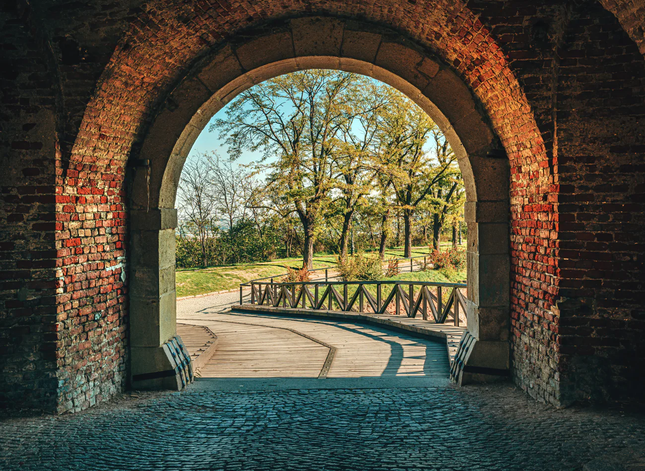 Your Own Serbia. Novi Sad and Petrovaradin Fortress — tour in Belgrade, Serbia | Pokataem