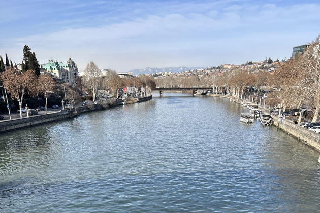 Речной вояж, полёт на воздушном шаре и прогулка на ретро автомобиле