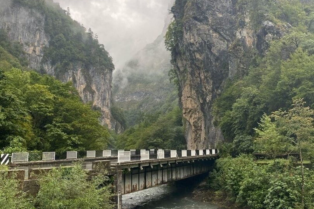 Гранд-тур в Абхазию: Гагра, озеро Рица и Новый Афон — фото 3