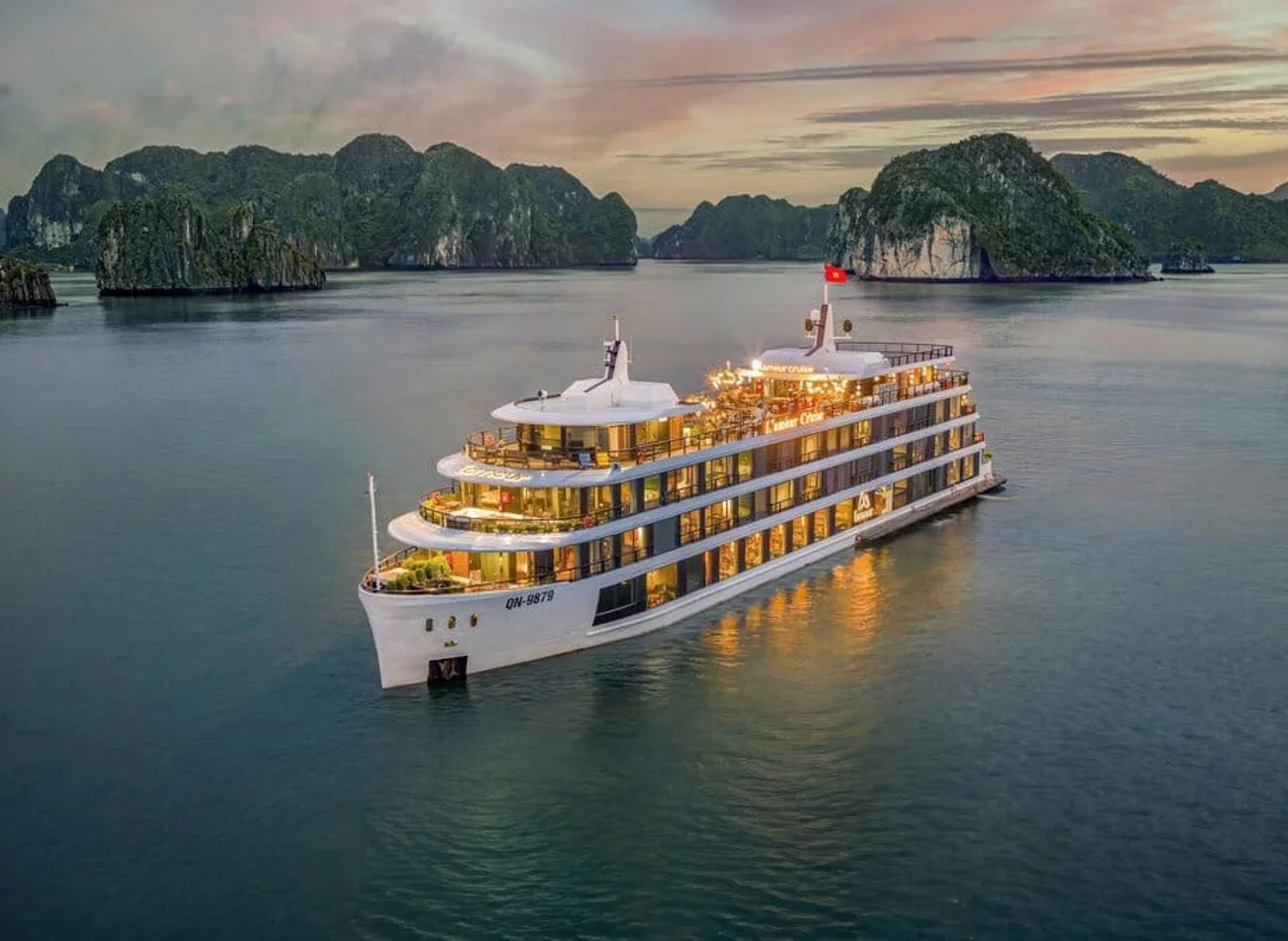 Залив Халонг на 5-звездочной яхте Sky Cruise из Ханоя — экскурсия, Ханой, Вьетнам | Покатаем
