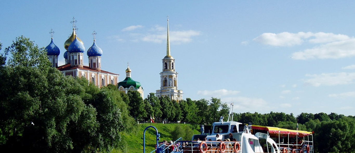 Теплоход Рязань. Таруса теплоход. Прогулка на теплоходе Рязань. Водные транспорты для экскурсии.