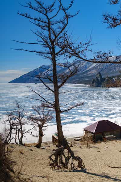 Экскурсия в бухту Песчаную на хивусе к ледяным чудесам Байкала - фото 3
